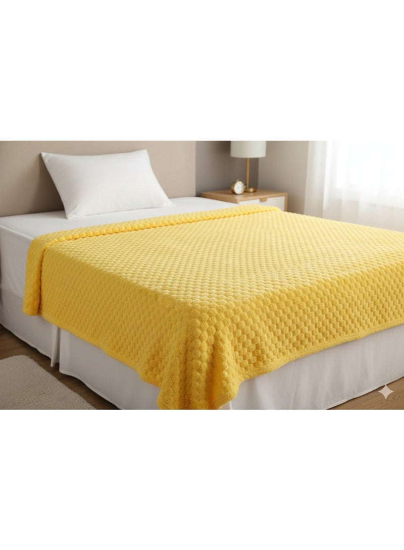 DORMICO Double Fleece Blanket - 200x240cm Ultra Soft Microfiber Bed Spread - Modern Popcorn Textured Design, Lightweight, Breathable & Warm for All Seasons (yellow) - Image 2